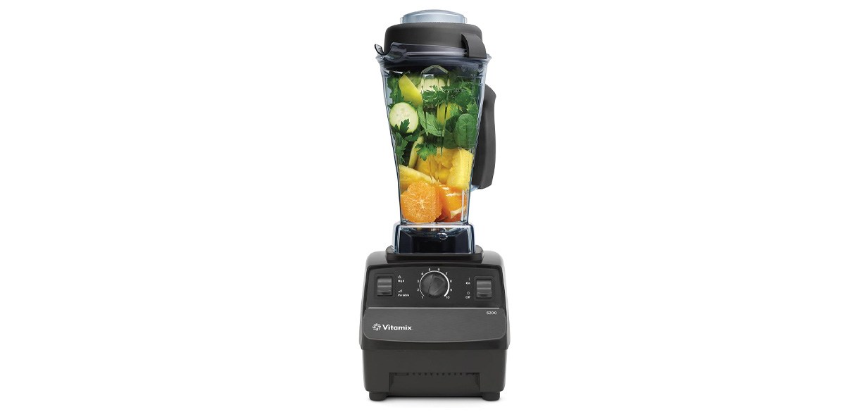 Vitamix 5200 Blender Professional-Grade Blender for Smoothies Soups Ice Cream and More Stainless-Steel Blades Self-Cleaning Kitchen Appliance 64 Oz Container Black on white background on white background